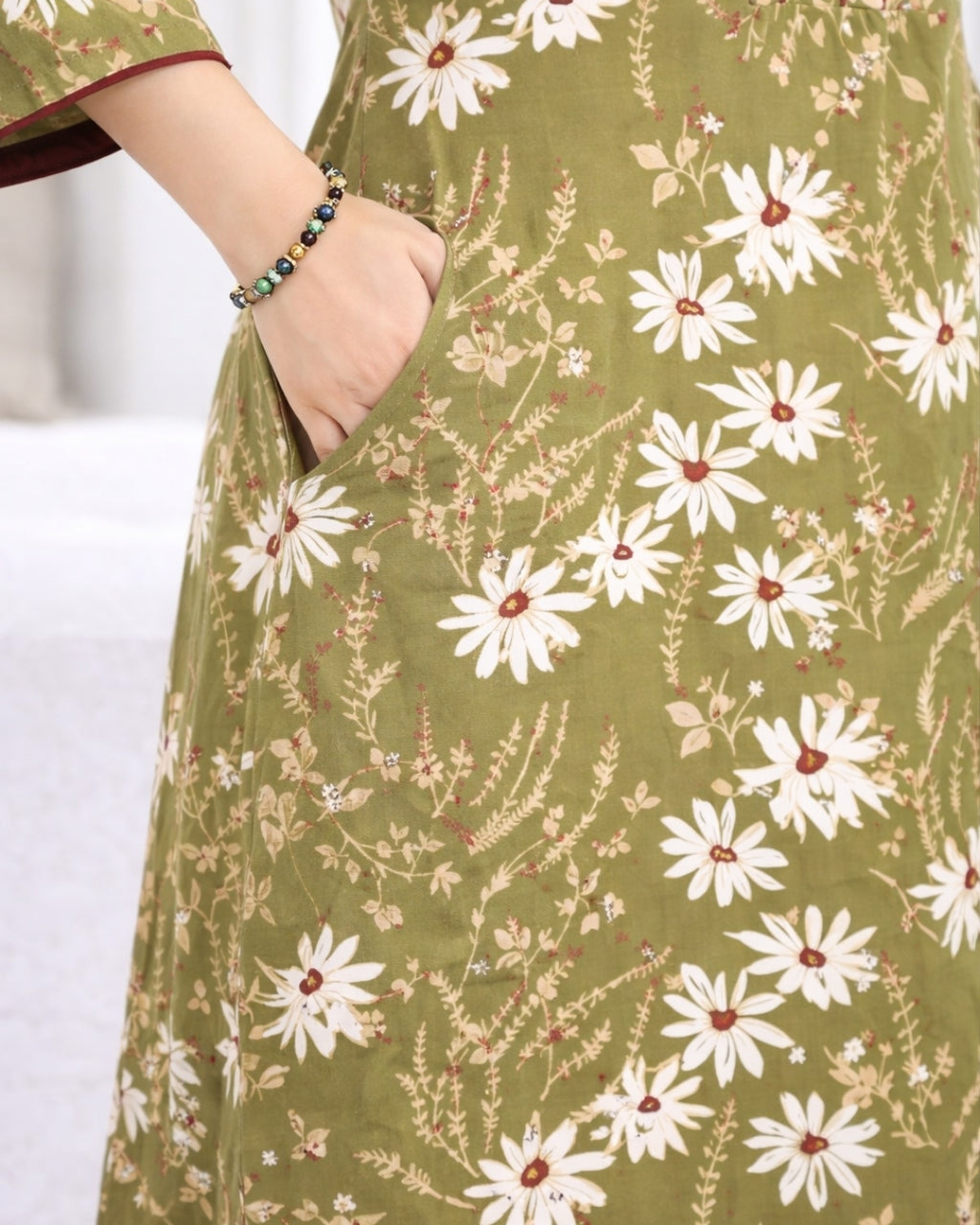Green Daisy Meadow Floral Nighty