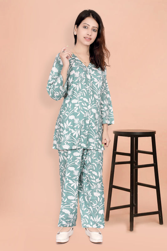 Floral Bliss Rayon Night Suit In Green
